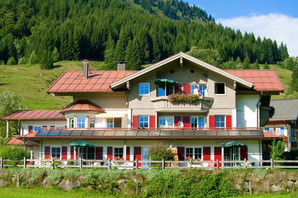 Апартаменты Alpenroesle Бальдершванг Экстерьер фото